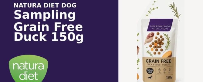 Échantillon Natura Diet Dog Grain Free Duck 150g – sachet de nourriture pour chien au canard et patate douce, sans céréales, avec logo Natura Diet sur fond violet